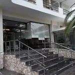 Tokalis Boutique &