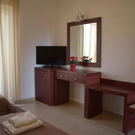 Hotel Tokalis Boutique & 2*