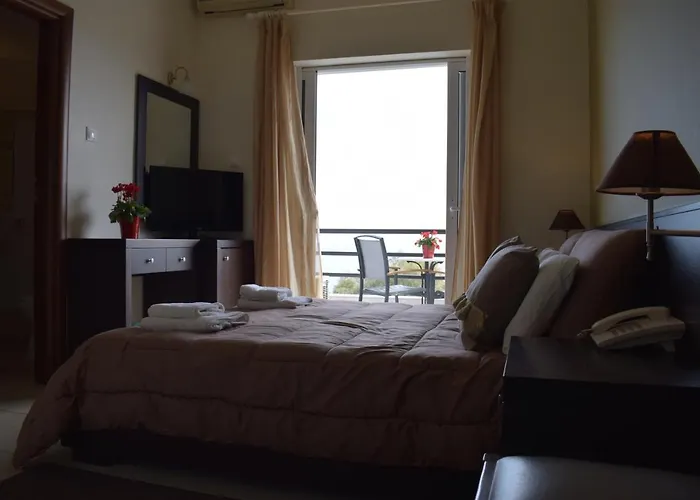 Tokalis Boutique & 2*