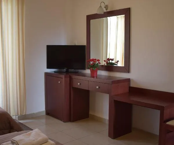 فندق Tokalis Boutique & 2*