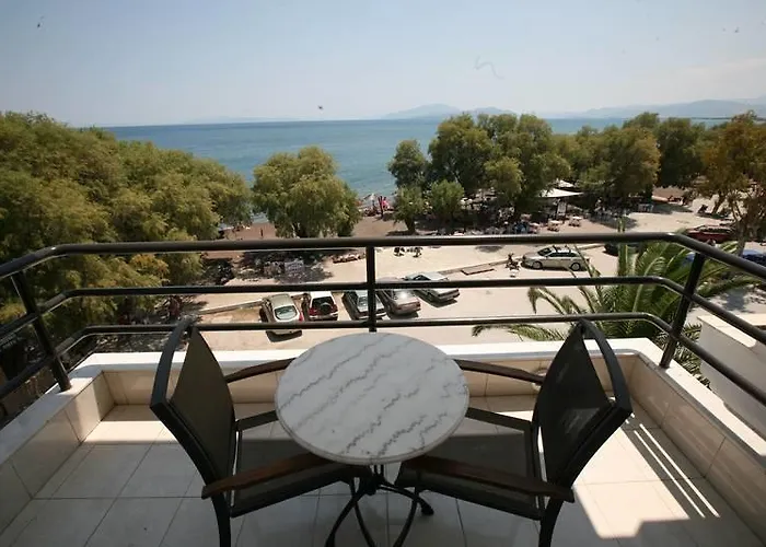 فندق Tokalis Boutique & Néa Ankhíalos